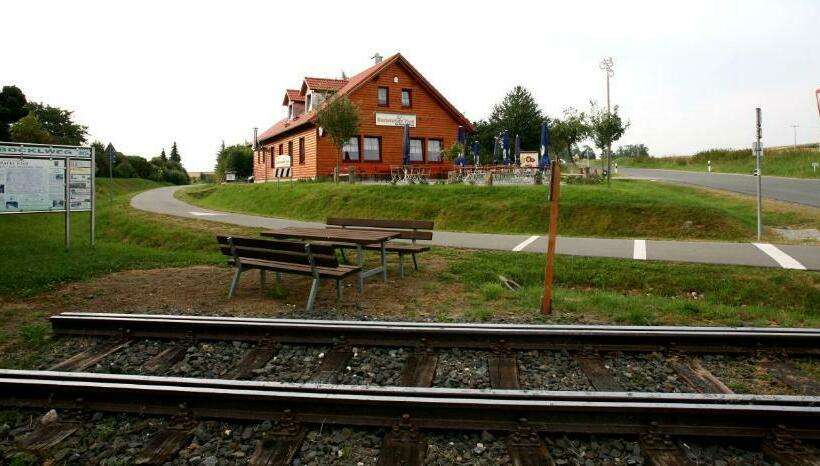 Общежитие Familiengasthof Schaller