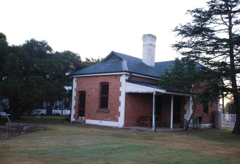 مبيت وإفطار Lochinvar House