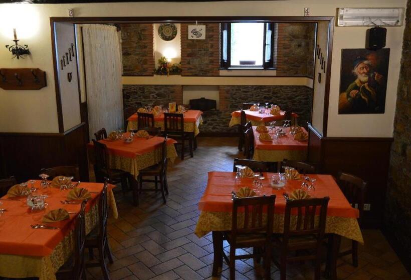 فندق Agriturismo E Turre