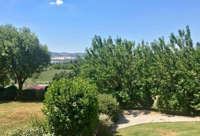 فندق Badia Agriturismo