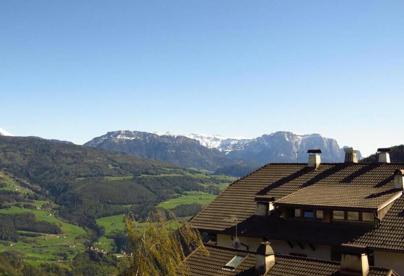 ホテル Gasthaus Zum Weissen Kreuz