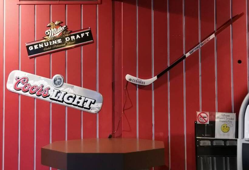 فندق على الطريق Manitou Motor Inn