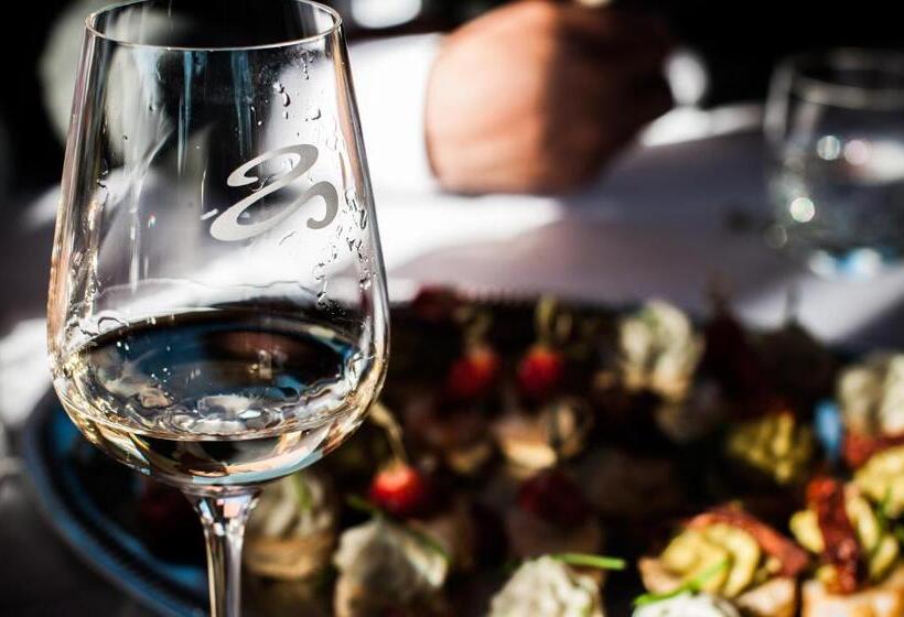 פנסיון Zsirai Guest House