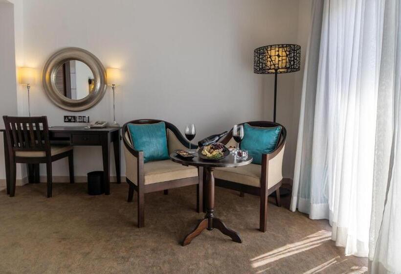 هتل Arkin Palm Beach