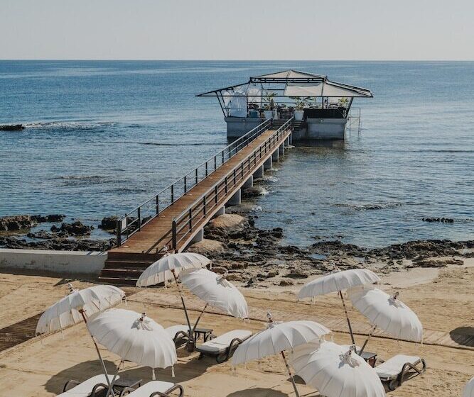 هتل Arkin Palm Beach
