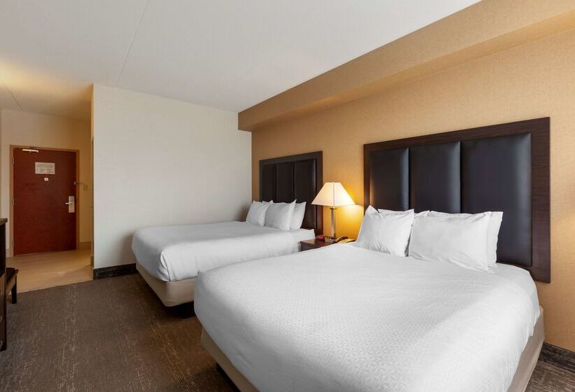 فندق Best Western Plus Burlington Inn & Suites