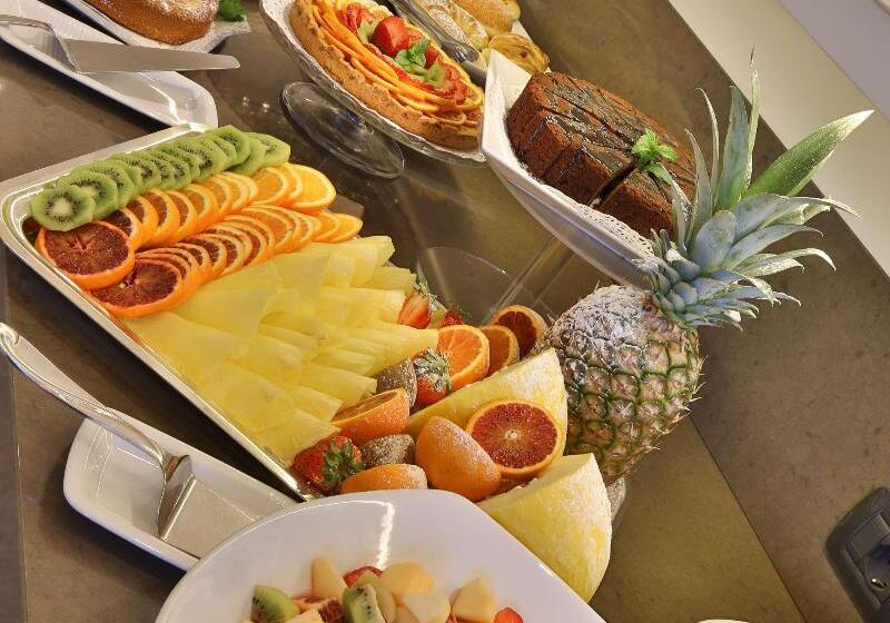 هتل Best Western Plus Tigullio Royal