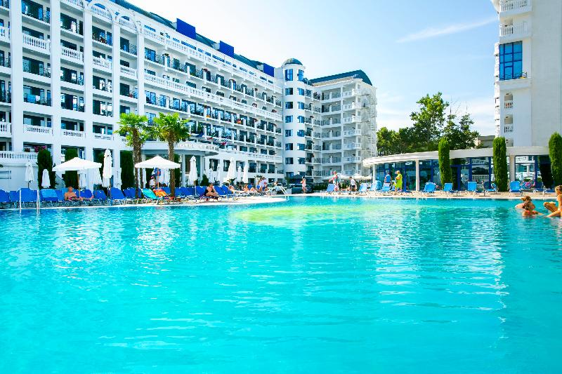 هتل Chaika Beach Resort