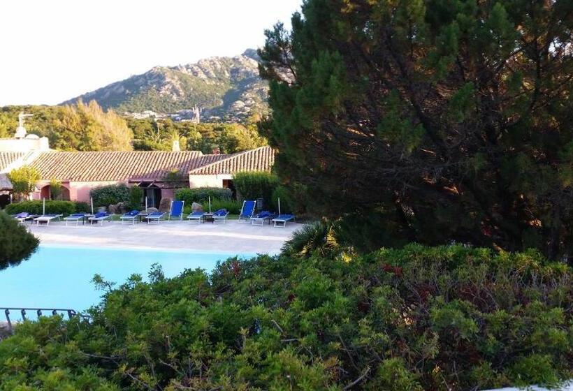 فندق Colonna Country Club