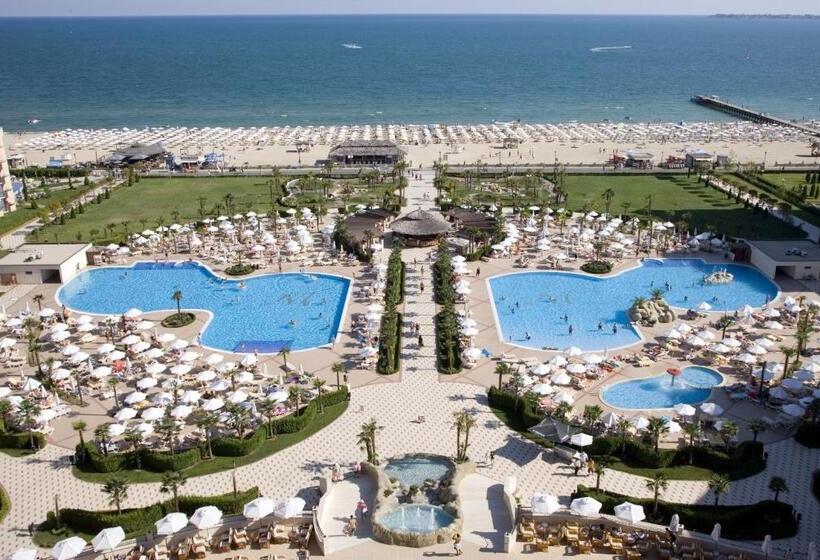 هتل Dit Majestic Beach Resort