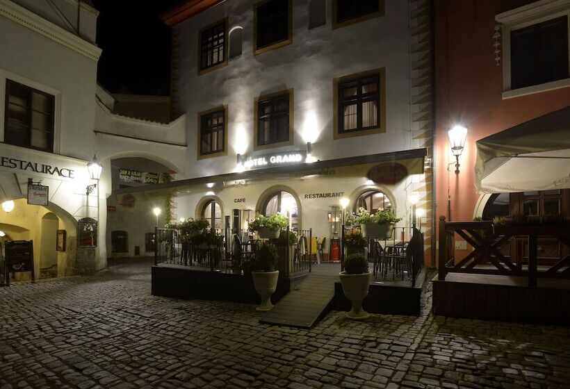 هتل Grand