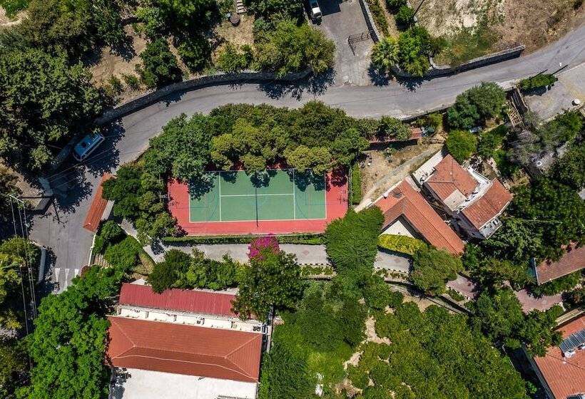 בית מלון כפרי Riverside Garden Resort