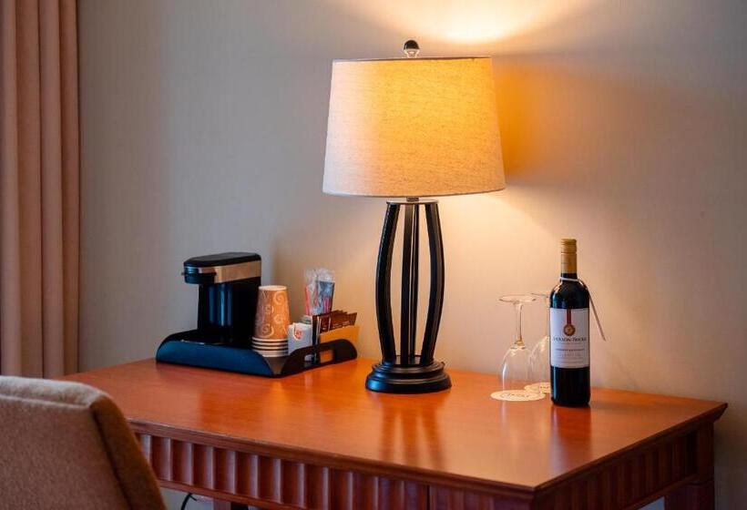 فندق Rodd Brudenell River Resort