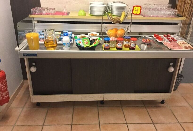 هتل The Originals Access, Hôtel Béziers Est