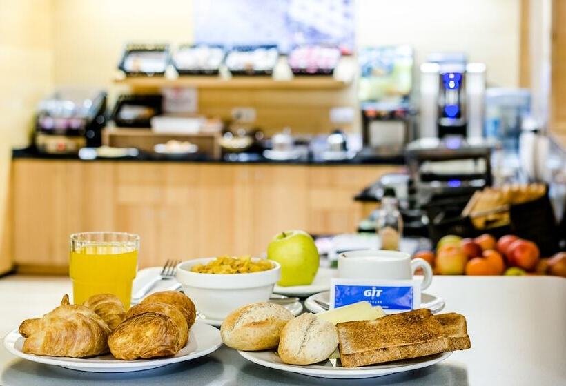 هتل Yit Ciudad De Zaragoza