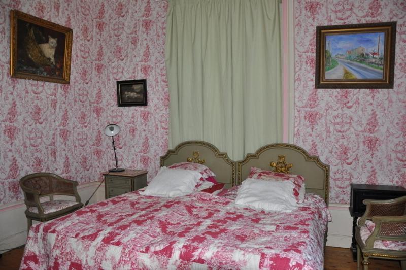 צימר Château De Monteux