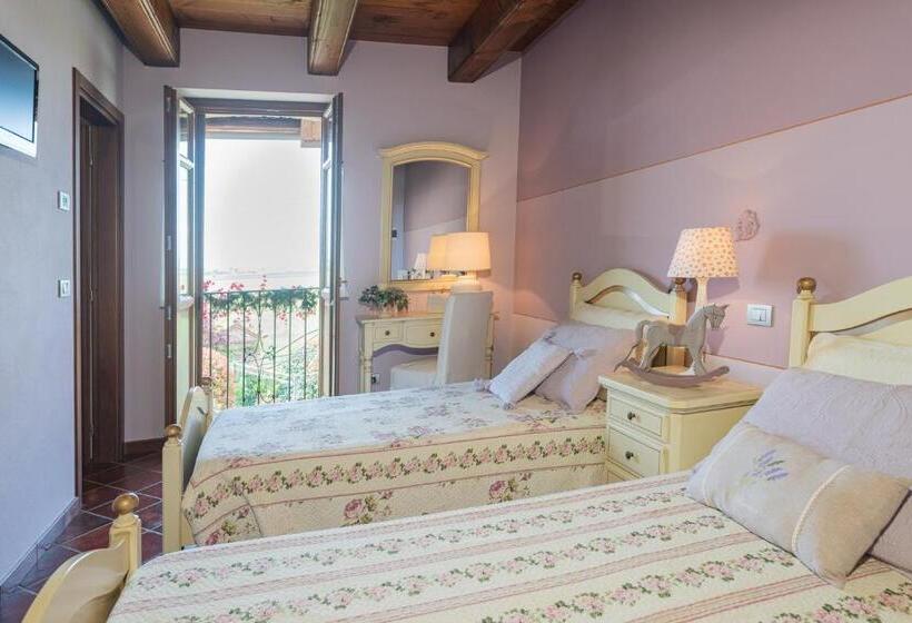 ホテル Agriturismo Sarmore