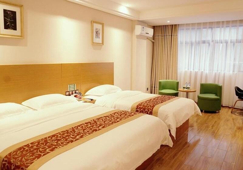 בית מלון כפרי Greentree Inn Guangxi Hepu Huanzhusouthrd.transit Center Express