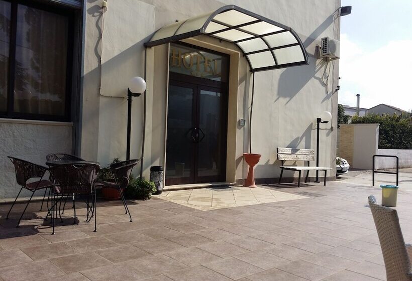 فندق La Tana Del Lupo