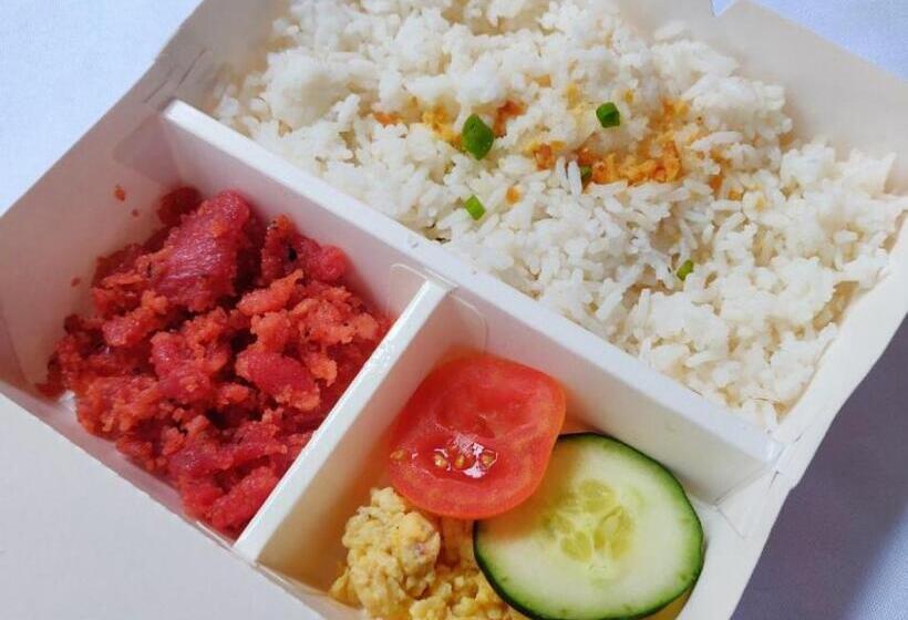 فندق Reddoorz Plus @ E Rodriguez Corner Banawe