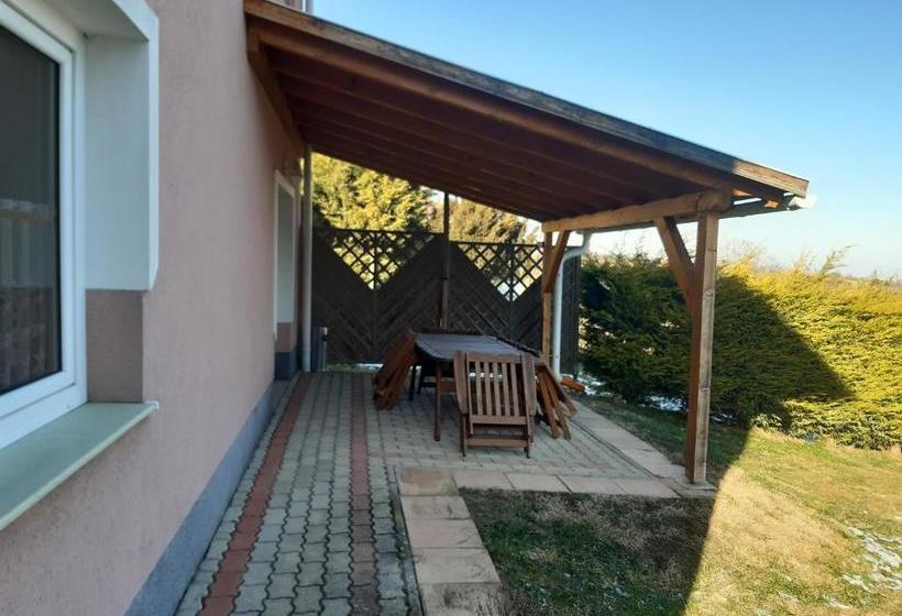 بنسيون Rózsa Vendégház