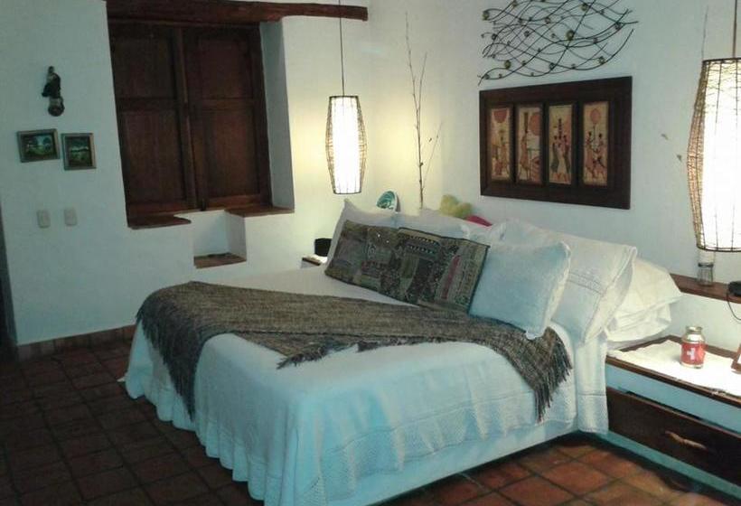 تختخواب و صبحانه Casa Tierrarte