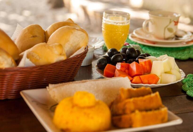 پانسیون Pousada Flambaião