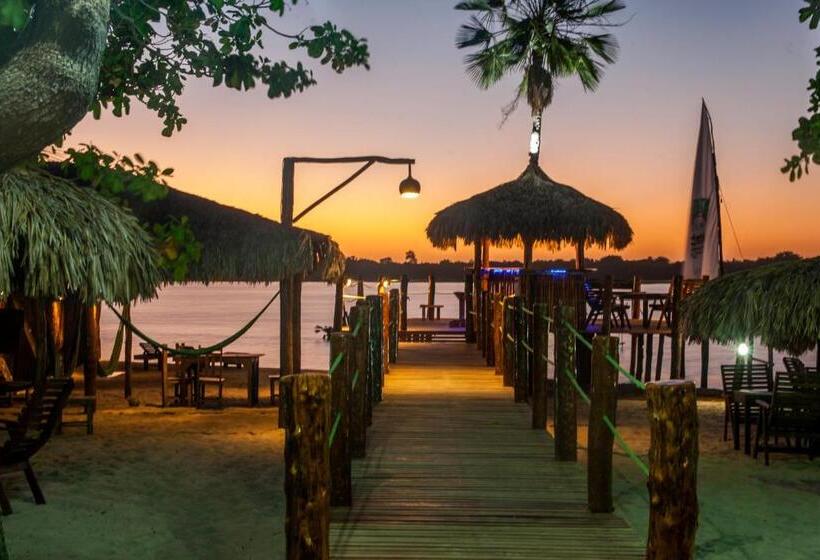 پانسیون Pousada Flambaião