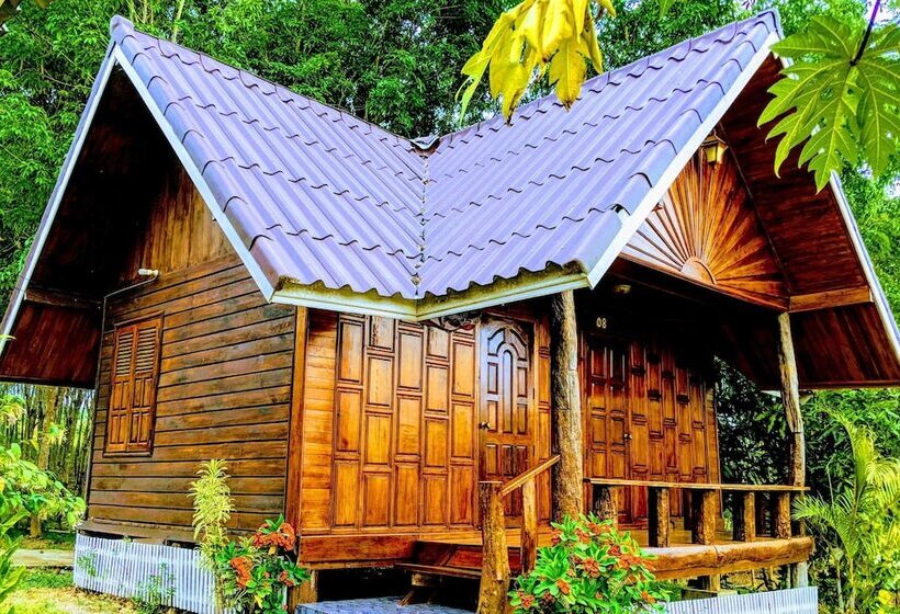هتل Bansuanphuhong Resort