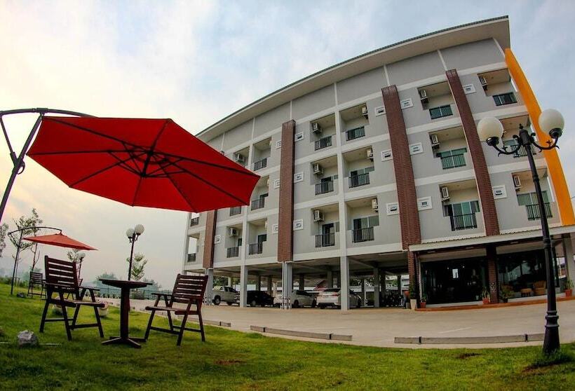 Plus Hotel Loei