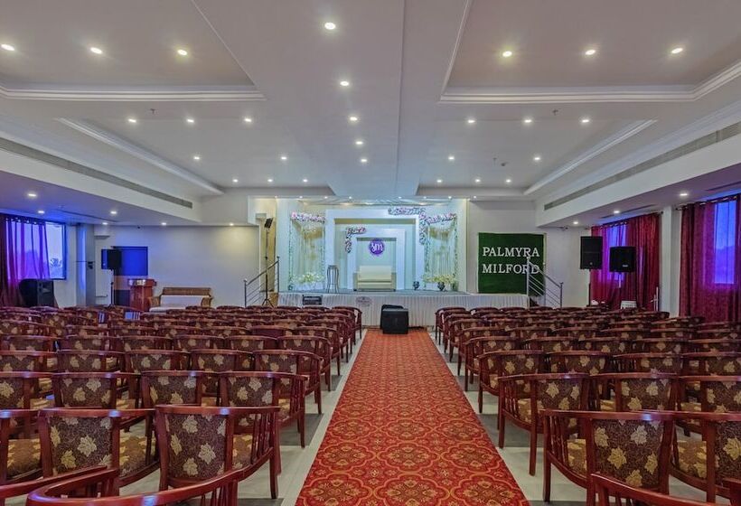 فندق Treebo Premium Palmyra Milford, 2 Km From Alleppey Beach