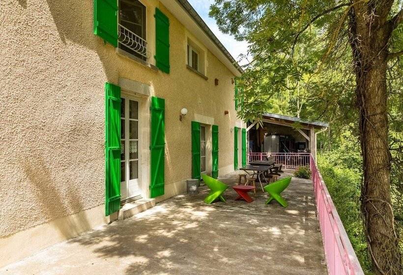 مبيت وإفطار Bienvenue Au Pays De Jeanne