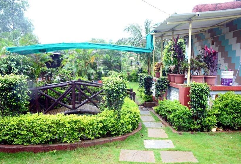 فندق Aanandi Farm And Resort