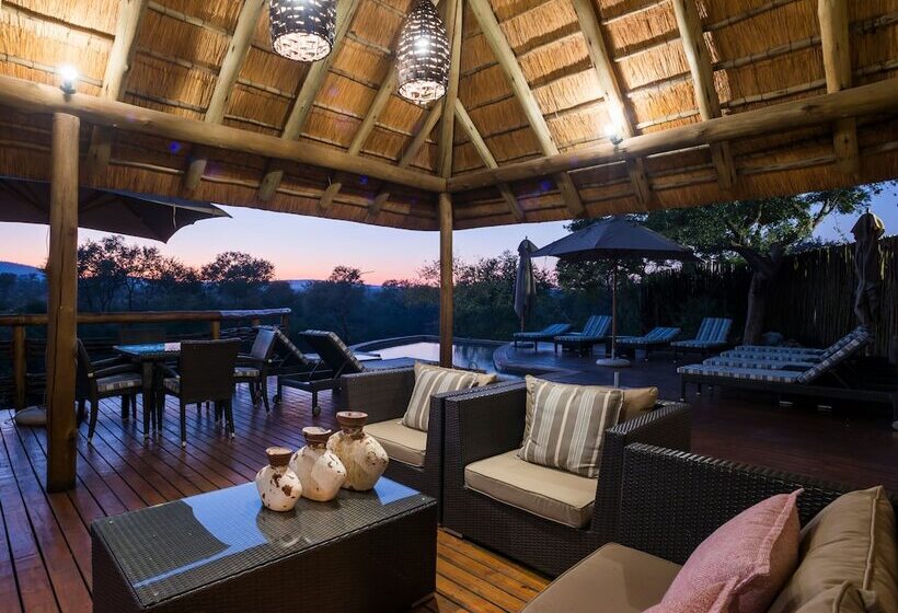 ホテル Aha Thakadu River Camp