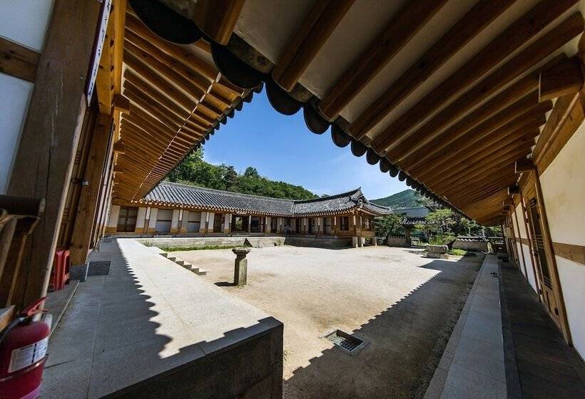酒店 Chosun Royal Family