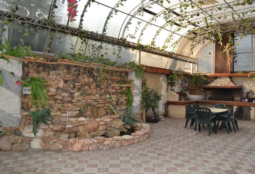 בית מלון כפרי Guest Complex Edelweiss