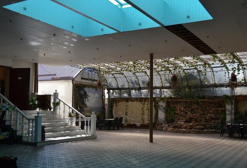 בית מלון כפרי Guest Complex Edelweiss