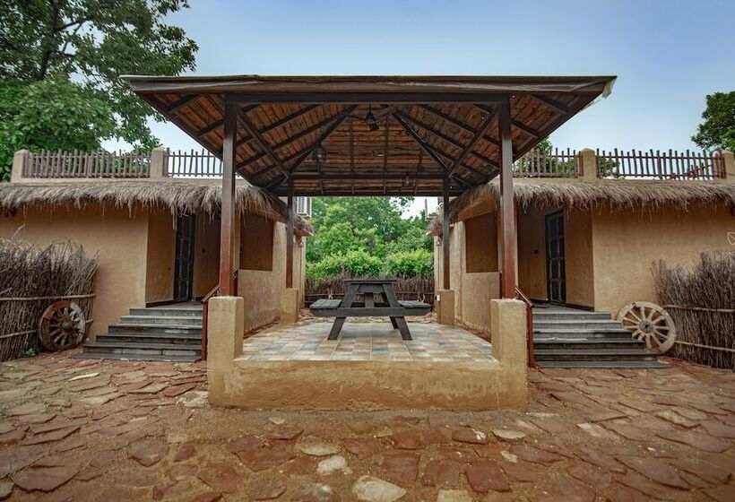 酒店 Karhandla Farm And Resort