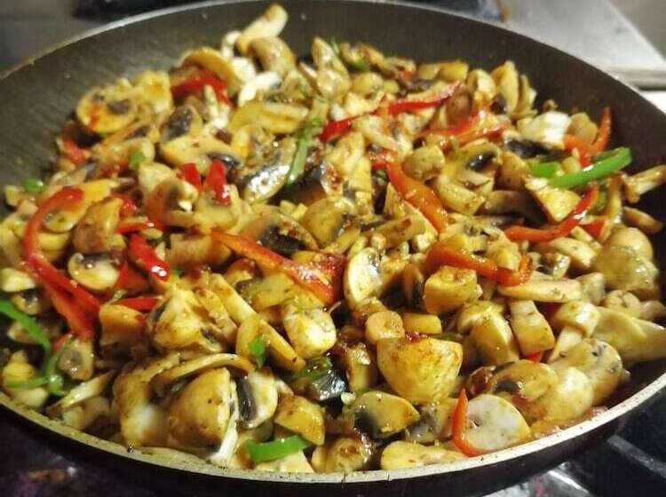 فندق Oba Kutuk Evleri