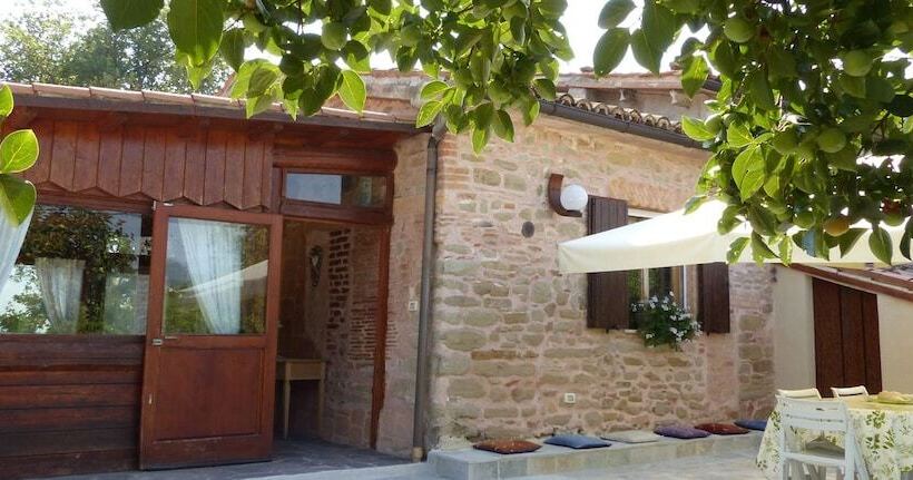 فندق ريفى Agriturismo Al Respiro Nel Bosco