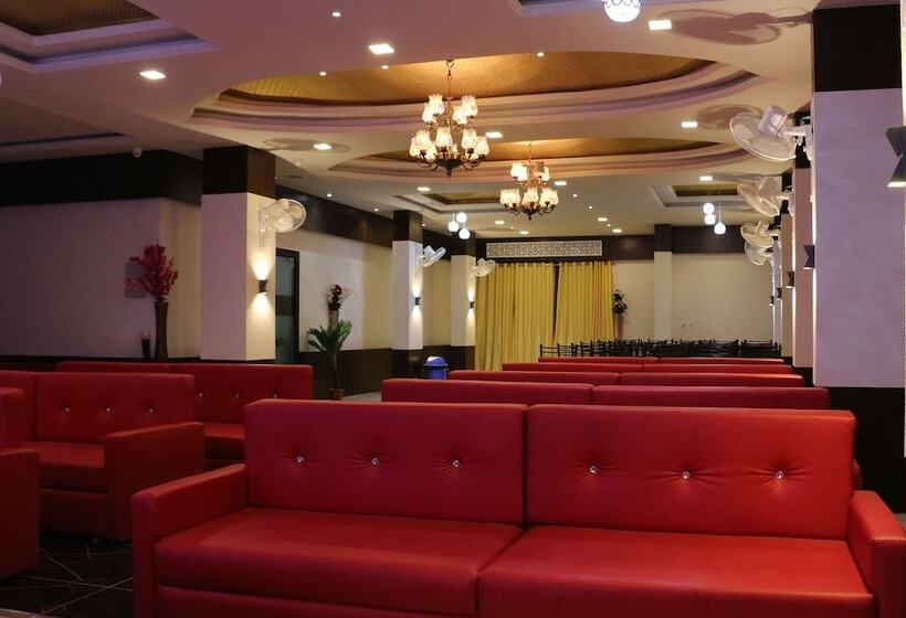 ホテル Shree Palace & Restaurant