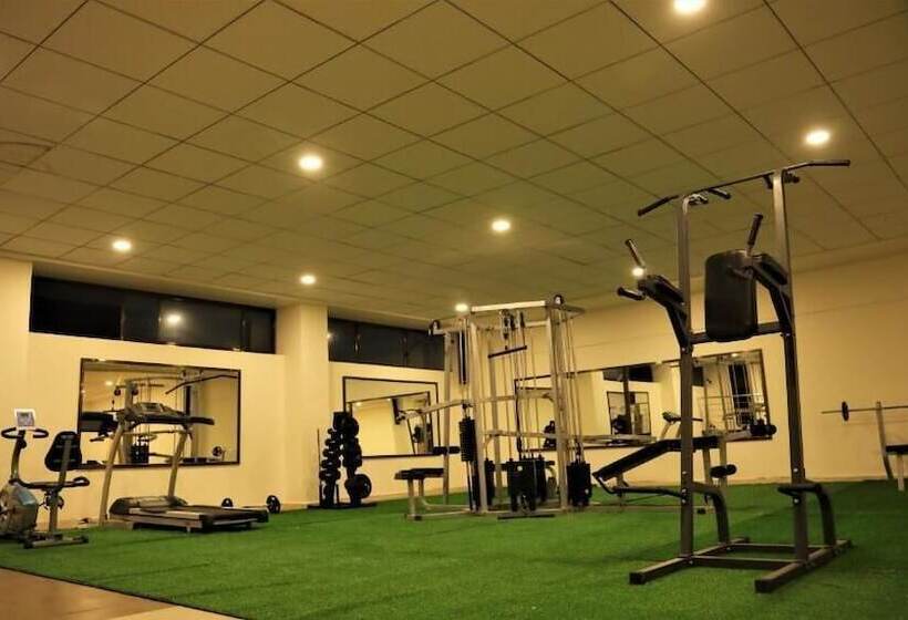 בית מלון כפרי The Fern Residency Parbhani