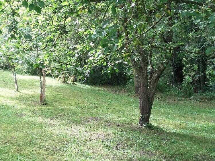 פנסיון Domaine Pastel