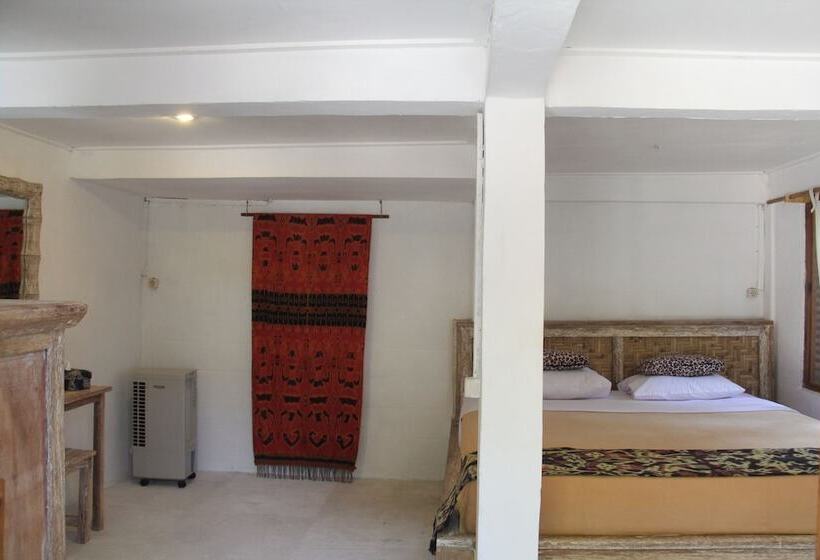 مبيت وإفطار Cemara Beachfront Suite