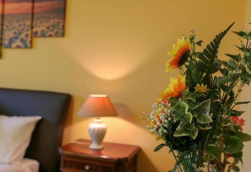 مبيت وإفطار Spighe Paglia E Girasole