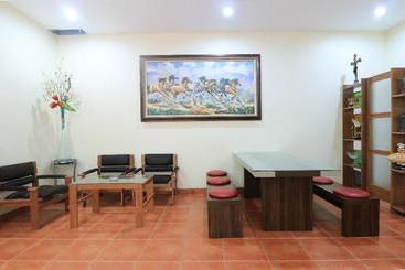 هتل Ddeks Residence