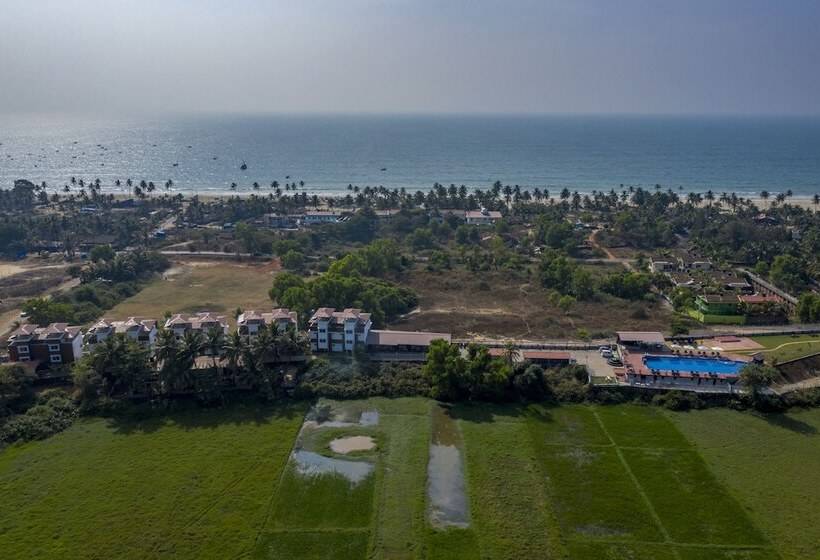 فندق Salcete Beach Resort