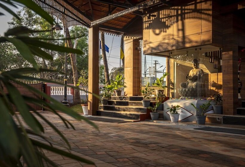 فندق Salcete Beach Resort