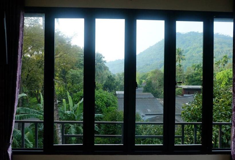 هتل Wang Tey Homestay Khiri Wong
