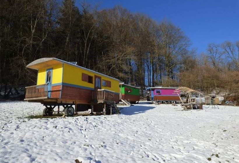 Пансион Les Roulottes à La Ferme Du Magnyrobert